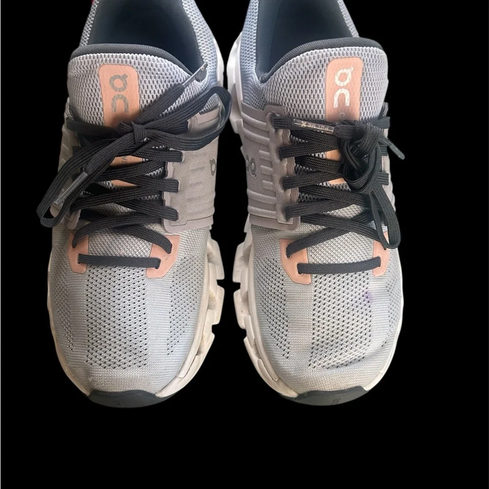 On Running Gray and White Athletic Shoes with Cloud Cushioning - Picture 2 of 9